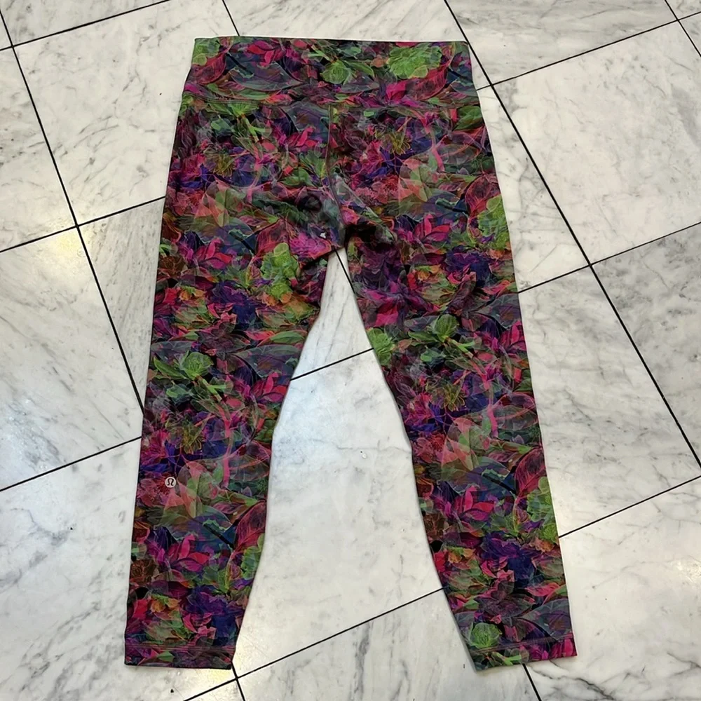 Lululemon Cropped Leggings Size 14 - Picture 3 of 5